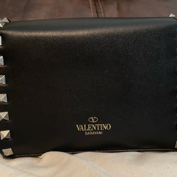Valentino Garavani Crossbody NWT and box - Picture 3 of 7